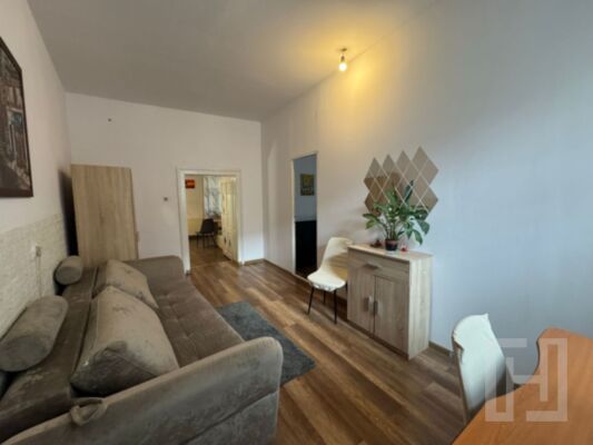 Apartament 2 camere 55mp- zona magazinului Central