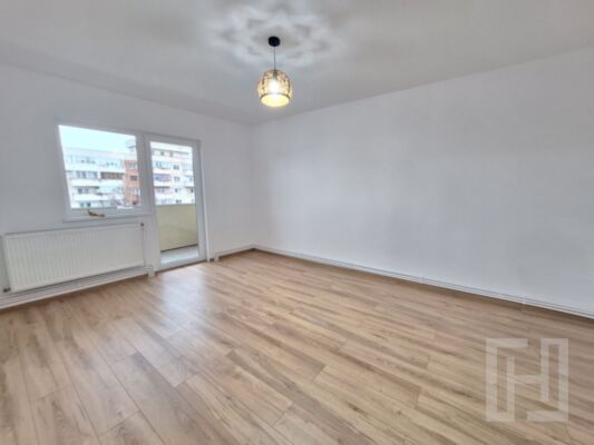 Apartament 3 camere, de vanzare, in Manastur, zona strazii C. Floresti