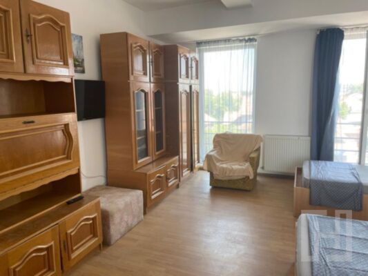 0 % comision, Apartament 3 camere, etaj 2/3, zona Plevnei