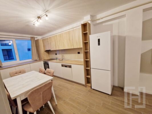 Apartament 2 camere de inchiriat, parcare, str Razoare Vivo Mall