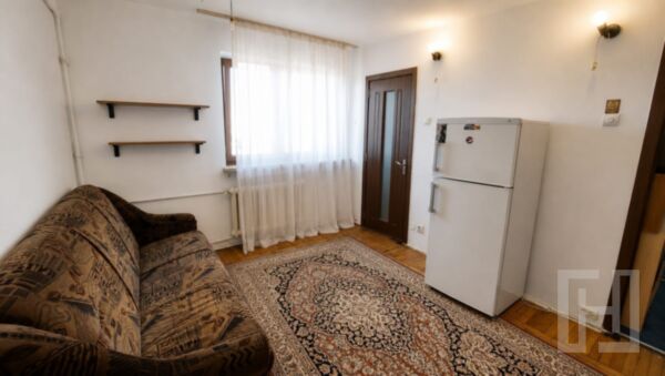 0 COMISION 2 camere, zona Piata Hermes, bloc izolat