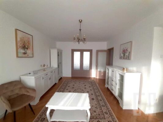 3 camere decomandat, 86 MP, Piata Cipariu