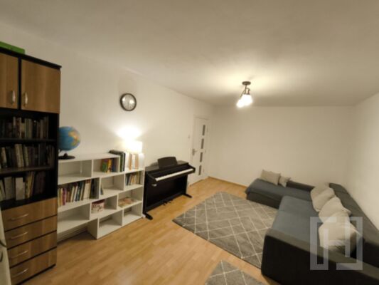 Apartament 3 camere decomandate, etaj 1, in Zorilor, zona Pasteur