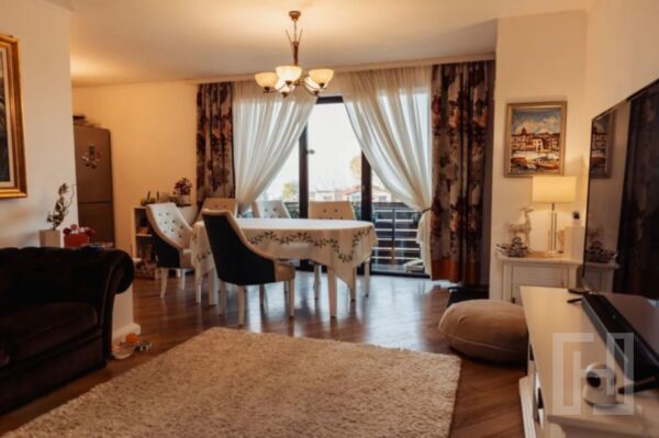 Casă exclusivistă P+E+M, finisată și mobilată modern, zona Europa