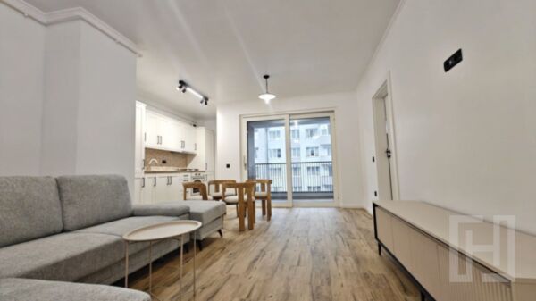 Apartament 2 camere, 2 bai, finisat modern, parcare, langa Vivo