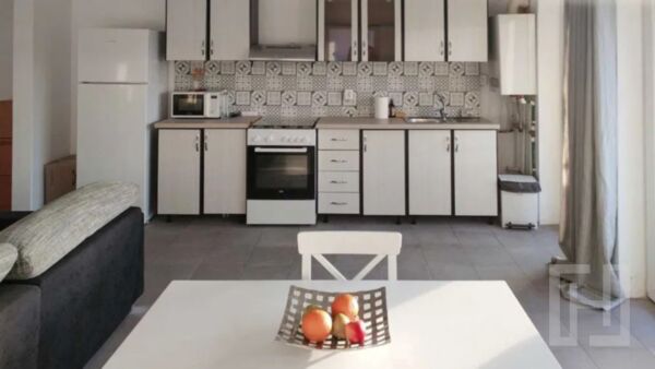 Apartament 2 camere, semidecomandate, zona strazii Stejarului,Floresti