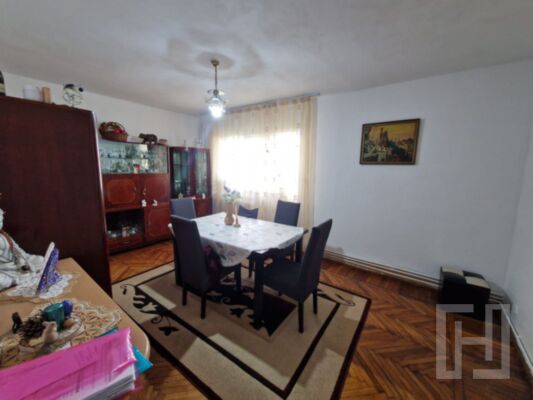 Apartament 3 camere decomandat, Aleea Brates