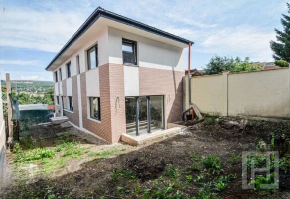 Casa constructie noua, 5 camere, 226mp teren, zona Stadion CFR