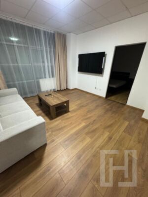 Apartament 2 camere de vanzare, 75mp, et1, parcare subterana, Marasti