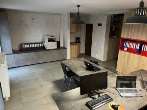 0 % COMISION 2 camere, gradina proprie 30 mp, parcare inclusaBuna Ziua