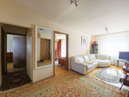 Apartament cu 4 camere, 79mp utili, etaj 2 din 4, zona Nora Manastur