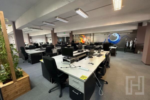 Saptii in cladire de birouri, zona Centrala