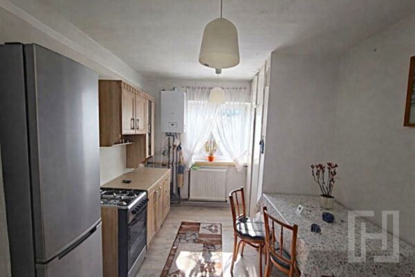 Apartament cu 3 camere, 2 băi, 2 balcoane, str Rapsodiei!