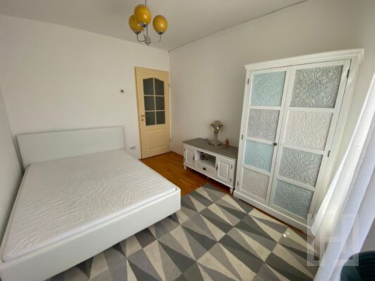 Apartament 3 camere decomandate 68 mp zona Piata Zorilor