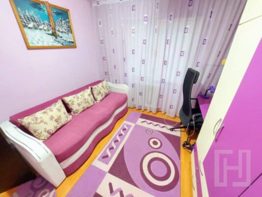 Apartament 2 camere, 35 mp, strada Parang