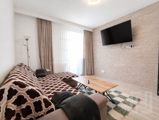 Apartament 3 camere, 65 mp + 10 mp balcon,  2 parcari, Florești