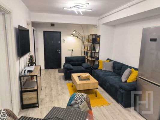 Apartament 2 camere,etaj 4/6, 41 mp+balcon, zona Drumul Rotund