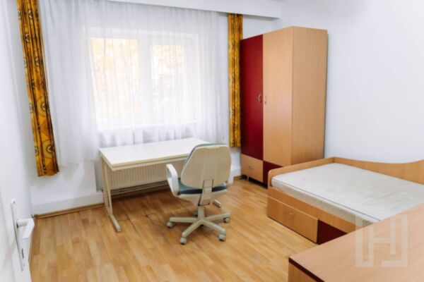 Apartament 3 cam, decomandat, etaj 1/4, Zorilor , str.Pasteur
