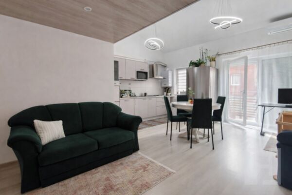 0% comision  Apartament 2 camere, 60 mp + balcon, Eroilor-Florești