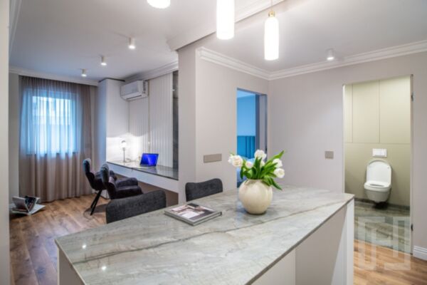 Apartament nou, amplasat într-un imobil premium, Central