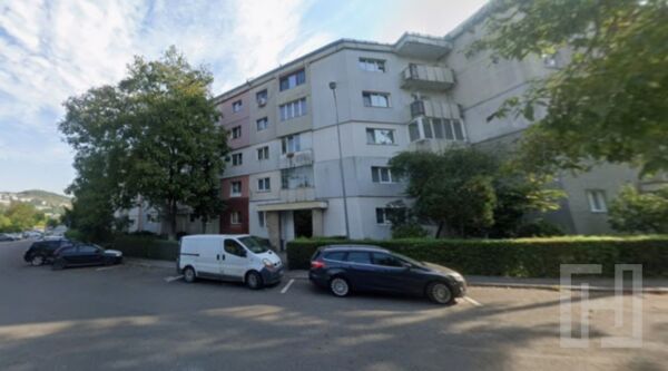 Apartament 3 camere decomandat, Aleea Brates