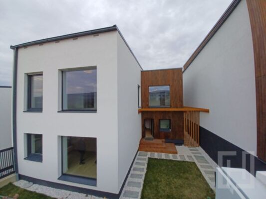 Case pasive cartierul Borhanci