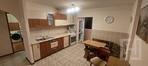 Apartament de 2 camere, cu garaj subteran, boxa, in Zorilor, Gh. Dima
