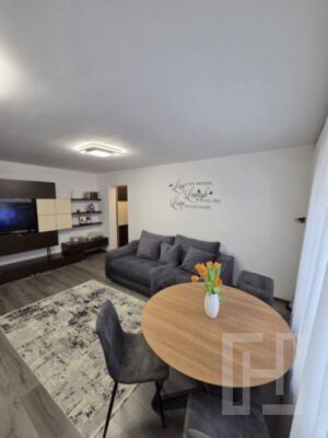 Apartament cu 2 camere, etaj 2 din 3, parcare, Manastur