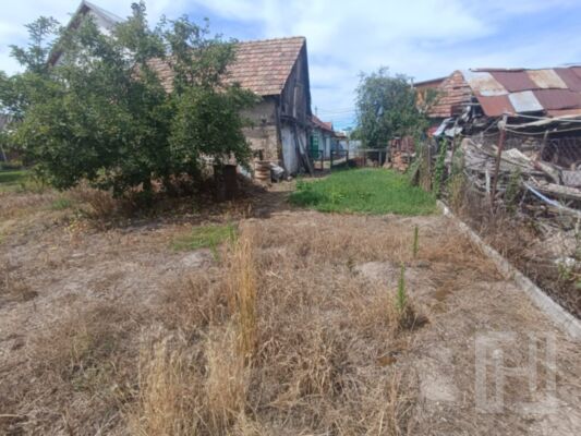 Casa cu teren de 879 mp situata in Someseni