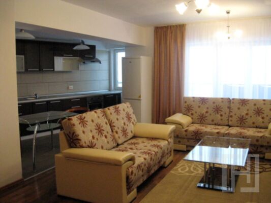 Apartament de inchiriat | 2 camere | Plopilor | Semiluna