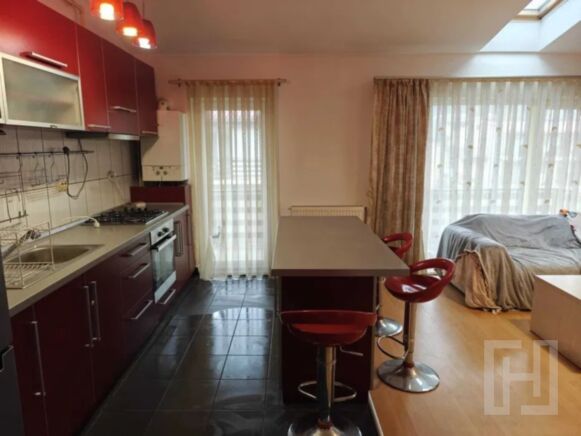Apartament 2 camere, 51 mp + 27 mp terase, parcare, Eroilor