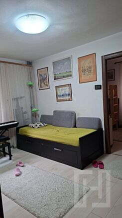 Apartament 3 camere, renovat complet, 40 mp, parter,  Gheorgheni