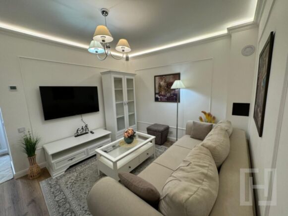 Casa finisata la cheie, 3 camere, zona 7 Strazi