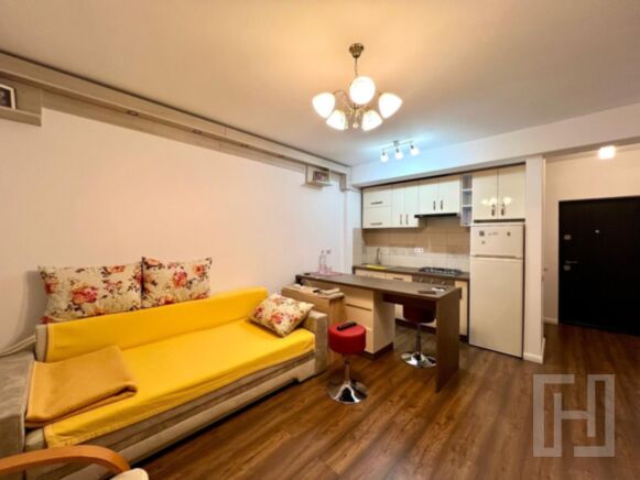 Apartament 2 camere, et 1, zona Parc Poligon Sub Cetate Floresti