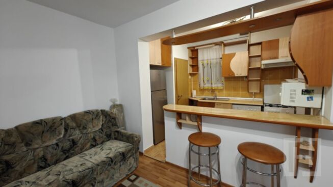 Apartament 2 camere, centrala, geam la baie, izolat, Bistritei