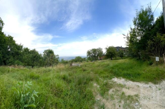 Teren cu panorama asupra Clujului, zona accesibila cu vile- Feleacu