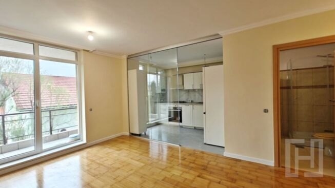 Apartament 2 camere, etaj 1, Borhanci