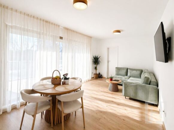 Apartament 3 camere, 70 mp + terasa 10 mp, etaj 1/3, Borhanci