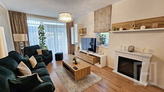 0 % comision, Casa superba, ultrafinisata, cartier Voronet-Iris